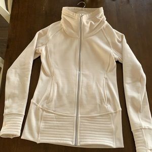 Lulu lemon Radiant jacket- cream sz 8